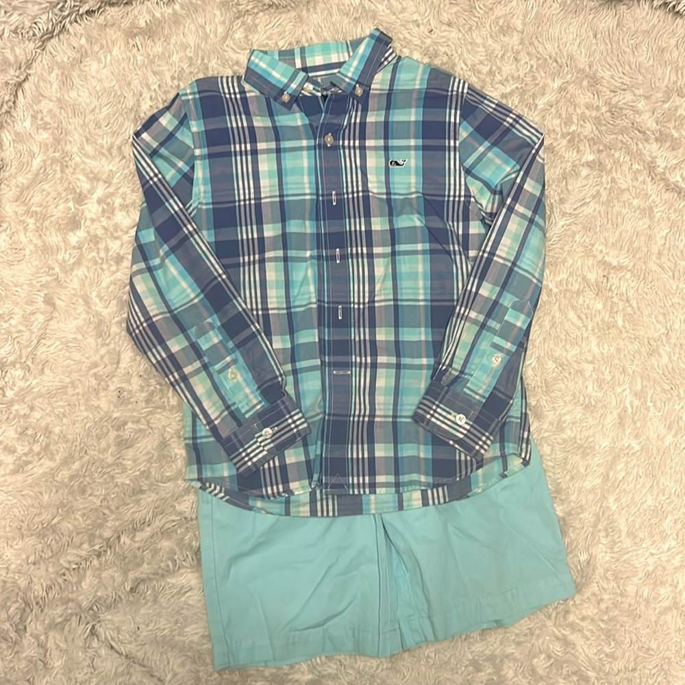 Vineyard vines set